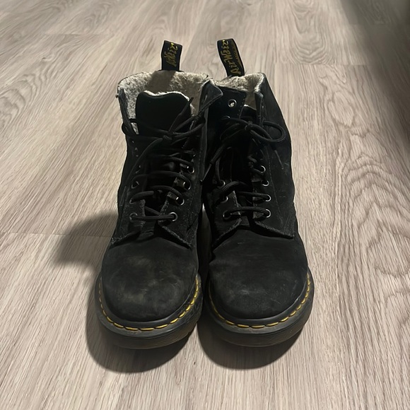Dr. Martens Shoes - Black suede dr.martens winter boots